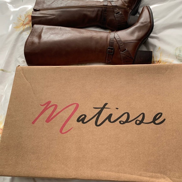 NWT Boots - Picture 5 of 7